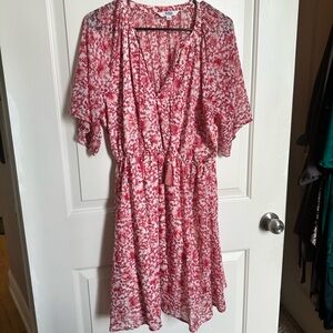 BB DAKOTA by STEVE MADDEN Flounce That floral dress LARGE